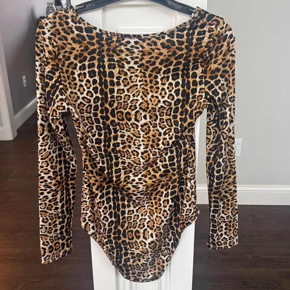 Mangopop NWOT animal print long sleeve bodysuit Small - Picture 6 of 6